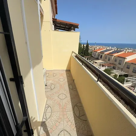 Lujoso Adosado Familiar En La Costa Del Sol Ferienhaus